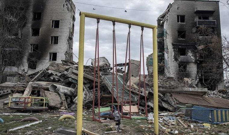 Ukrayna Ombudsmanı Lubinets, savaş nedeniyle bir yılda 461 çocuğun öldüğünü söyledi