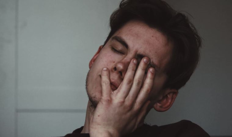 Bilim insanları baş ağrısı ve migrenin nedenlerine ulaştı