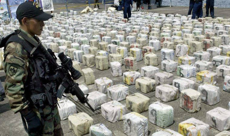 Kolombiya'da tonlarca kokain yakalandı