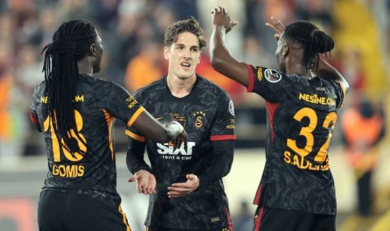 Galatasaray, Alanyaspor'u 4 golle geçti