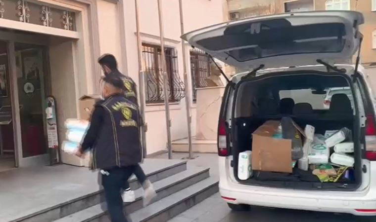 'Hatay'a götüreceğim' diyerek topladığı yardım malzemeleri evinden çıktı