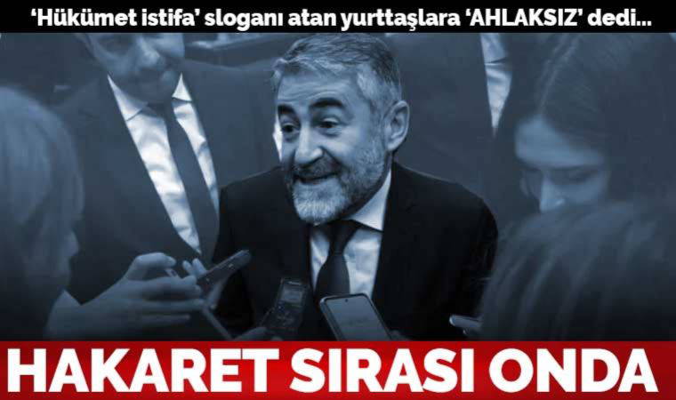 Bakan Nebati'den 'Hükümet istifa' diyen tribünlere: Biz çalışırken ahlaksızlarla da mücadele ediyoruz