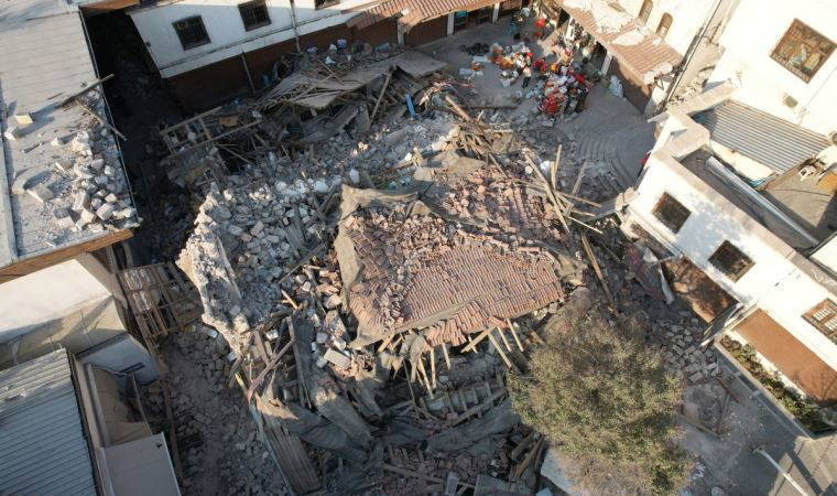 Kahramanmaraş'ta 405 yıllık tarihi Saraçhane Cami yerle bir oldu