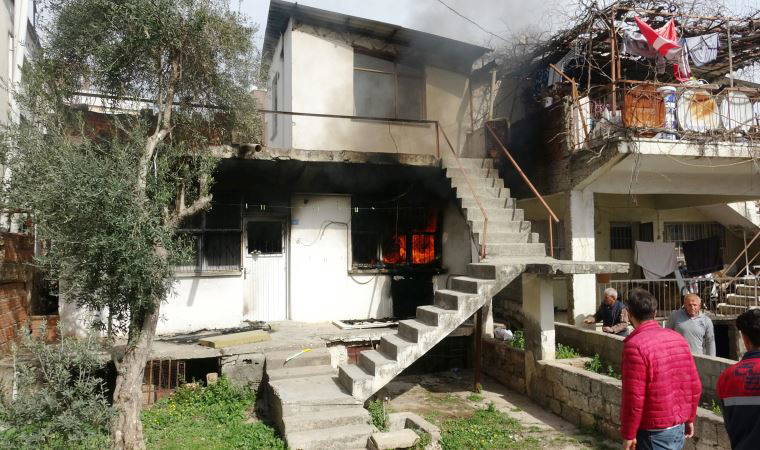Antalya'da gecekondu yangını: 'Kiracı ateşe verdi' iddiası