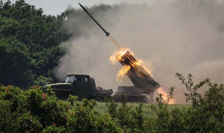 ABD, Ukrayna'ya daha uzun menzilli roketler göndereceğini duyurdu