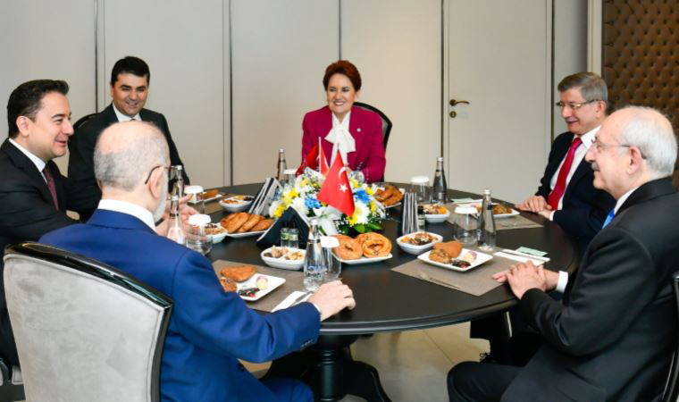Kurmaylardan mesaj