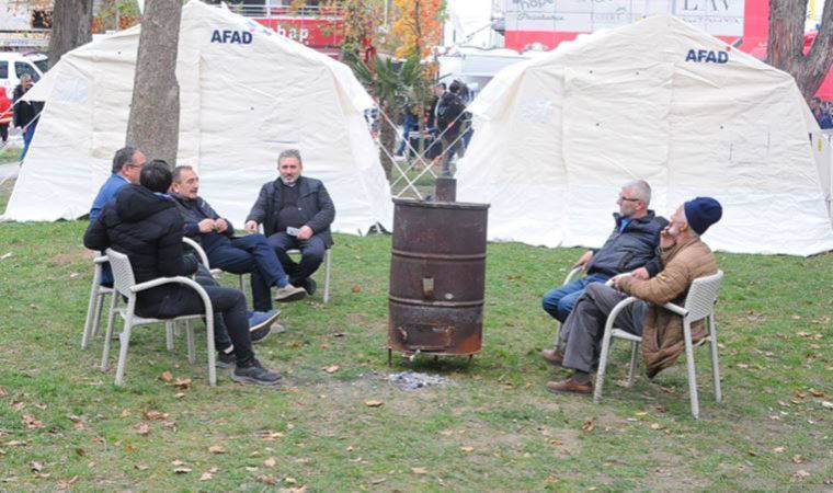 CHP'li Gamze Taşcıer'den AFAD'a sert eleştiri: Erdoğan'ın ikinci örtülü ödeneği