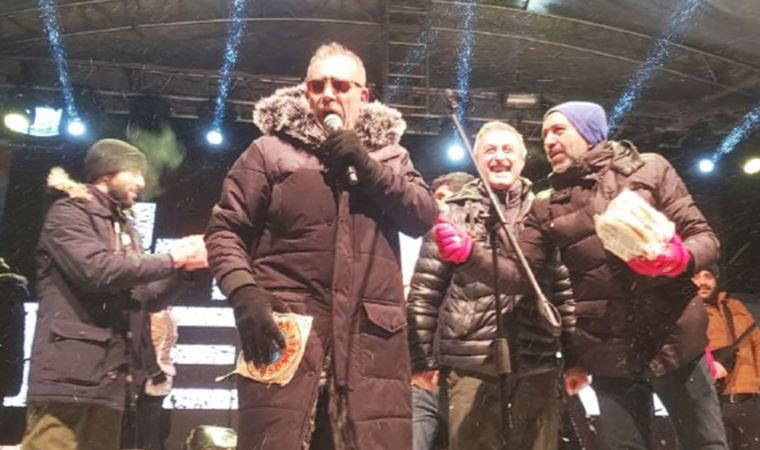 Haluk Levent'ten -10 derecedeki konserinde yürekleri ısıtan davranış