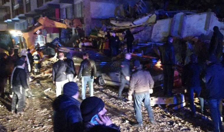 Kahramanmaraş'taki 7.7 büyüklüğündeki depremle ilgili son gelişmeler...