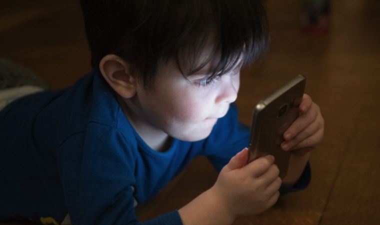 Samsung yöneticisi, kızına 11 yaşına kadar akıllı telefon vermedi
