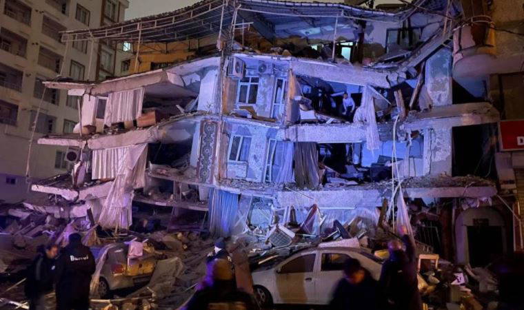 7.4 büyüklüğündeki deprem Kayseri'de de hissedildi