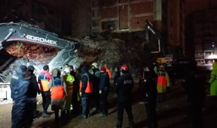 Elazığ'daki enkaz çalışmasında doğalgaz sızıntısı