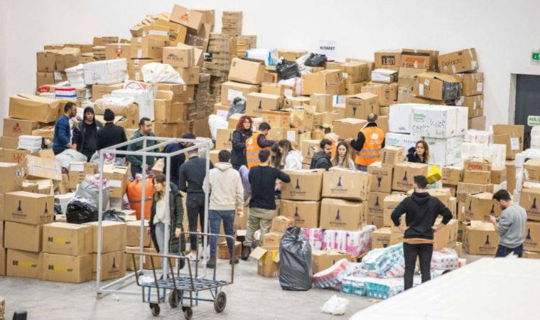 İzmir’den deprem bölgesine destek çığ gibi büyüyor