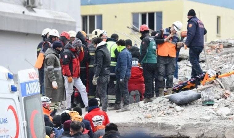 Ahmet Düverioğlu anneannesini kaybetti