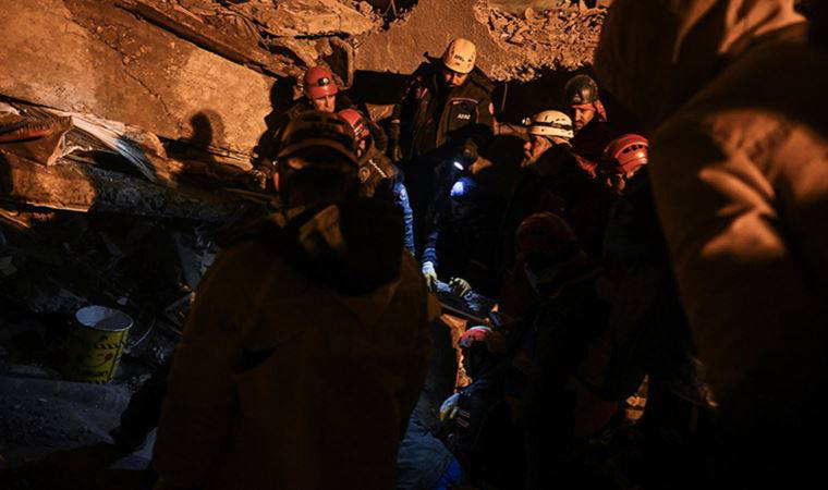 Son dakika... Kahramanmaraş merkezli 7.7 ve 7.6 büyüklüğündeki depremlerde 2. gün, son durumu AFAD açıkladı: 4 bin 544 can kaybı