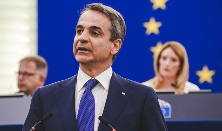 Yunanistan Başbakanı Miçotakis'ten Türkçe paylaşım