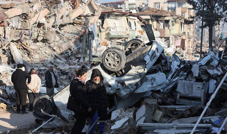 Deprem bölgesinde artçı sarsıntılar bini geçti!