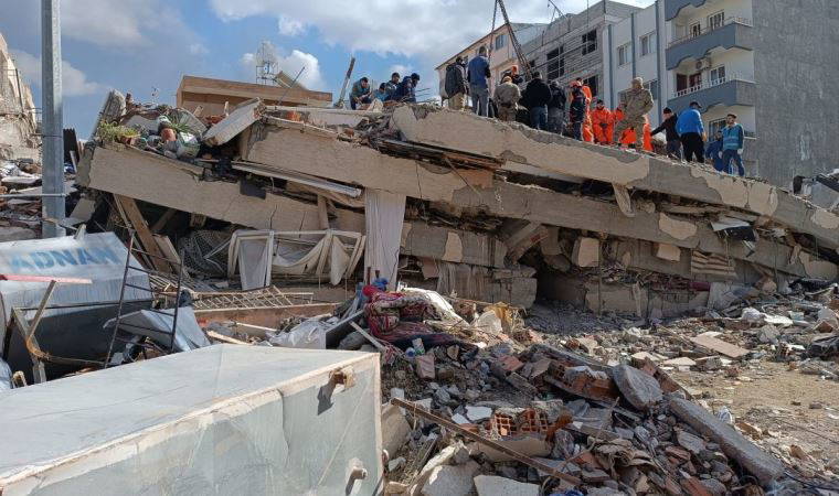 Uzman çavuş, eşi ve 2 çocuğu depremde yaşamını yitirdi