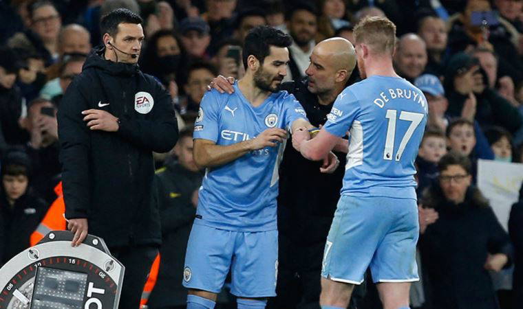 Türk asıllı Alman futbolcu İlkay Gündoğan'dan depremzedelere yardım