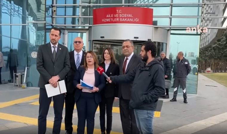 CHP'li milletvekilleri, kayıp çocukları için Aile Bakanlığı'na gitti: 'Kayıp 39 çocuk bilgisi geldi'