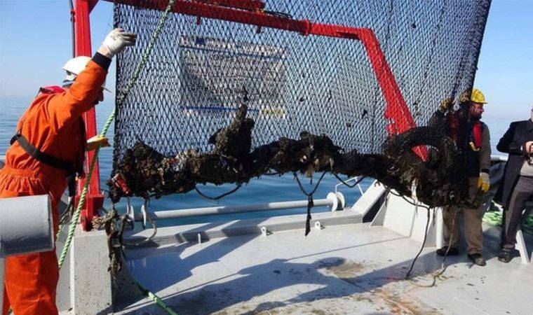 Doç. Dr. Coşkun Erüz: 'Denizlerimiz hızla kirleniyor'