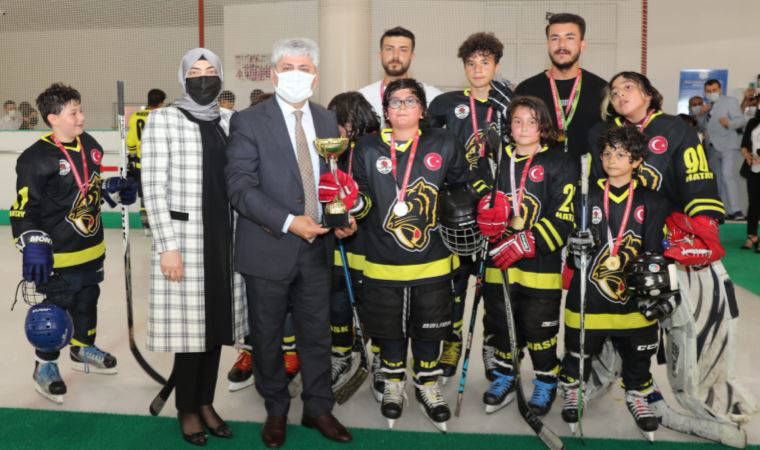 Deprem sadece evleri yıkmadı!