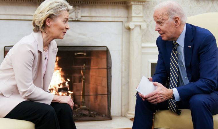 AB Komisyonu Başkanı Von der Leyen ile ABD Başkanı Biden bir araya geldi