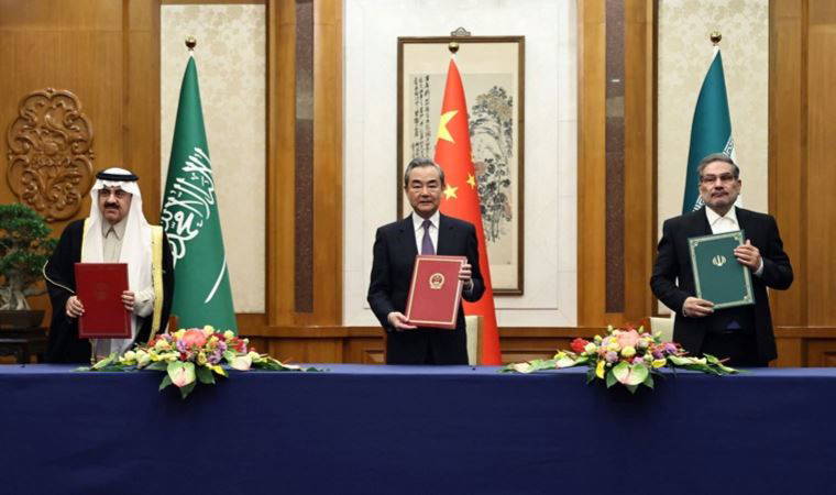 Hamaney'in danışmanı, Suudi Arabistan'la anlaşmanın ABD'nin bölgedeki hegemonyasının sonu olduğunu söyledi