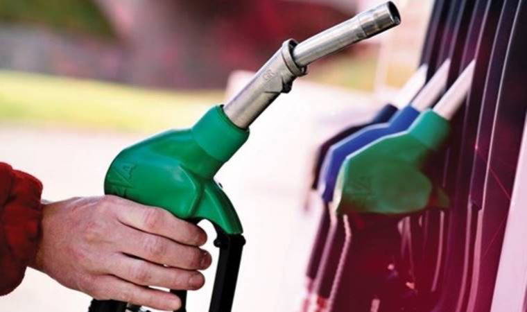 Petrolde SVB dalgalanması: Güncel benzin ve motorin fiyatları (13 Mart 2023)