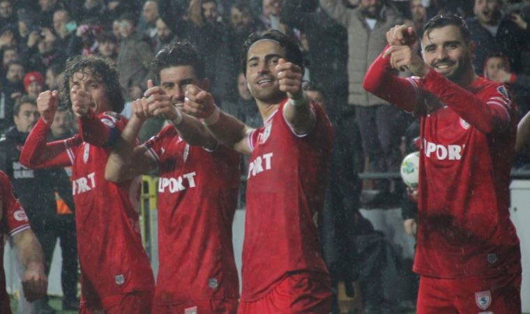 Samsunspor, Bandırmaspor'u farklı geçti