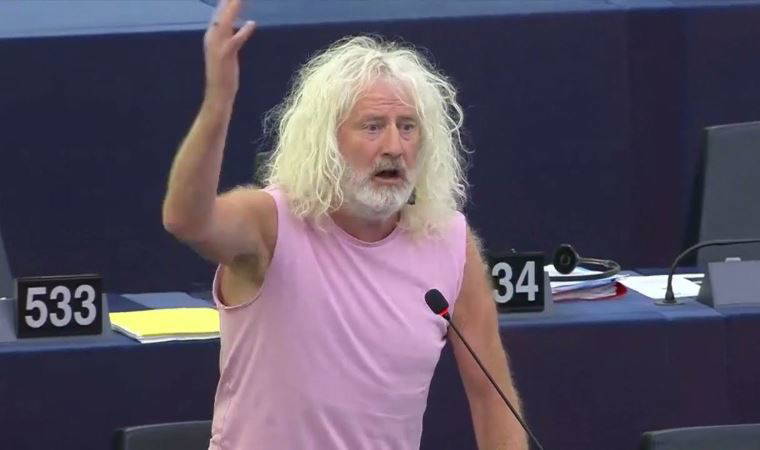 İrlandalı Parlamenter Wallace: NATO savaşın sona ermesini istemiyor