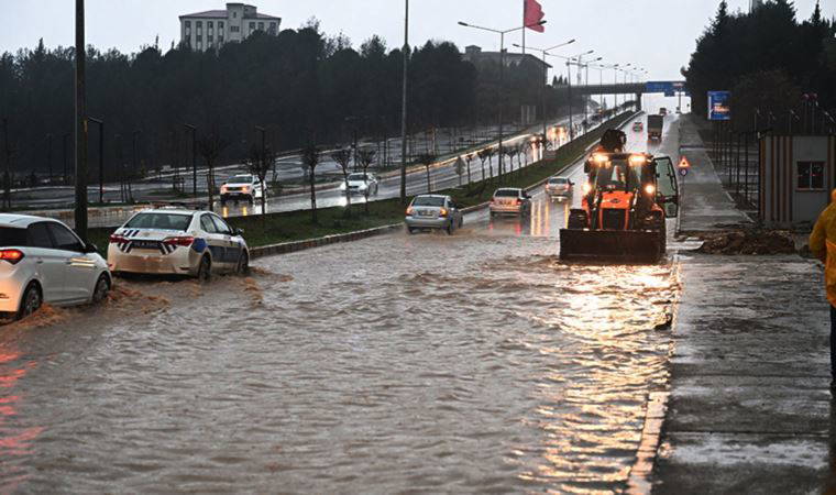 Son Dakika: Deprem bölgesinde bir felaket daha! AFAD ve Meteoroloji Uzmanı Şen'den uyarı: O bölge de risk altında