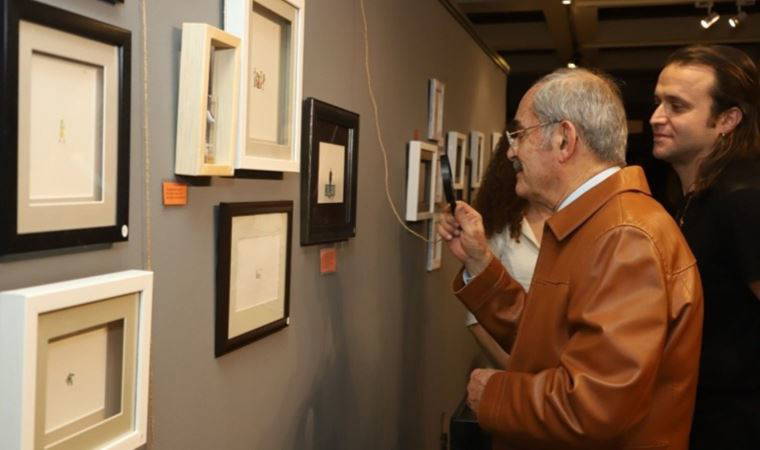 Eserlere büyüteçle bakılan sergi Eskişehir'de