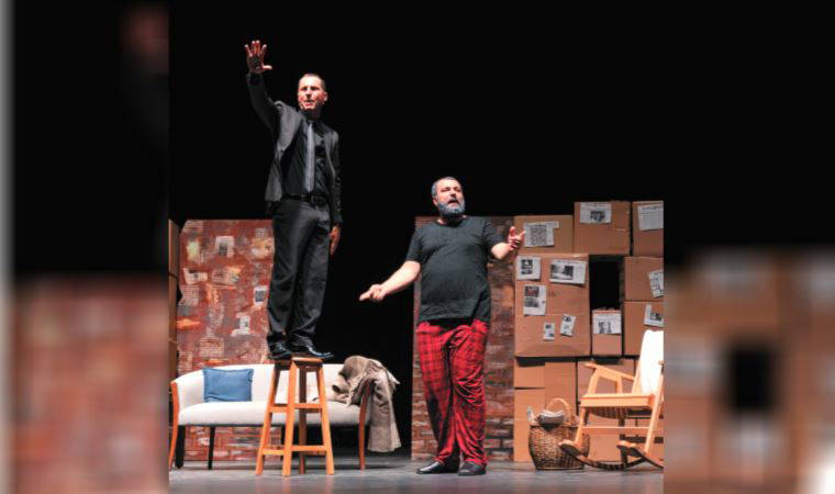 İBB ve Tiyatro Kooperatifi işbirliğiyle topluluklar İstanbul'a gelecek: 'Sahne' dayanışmanın