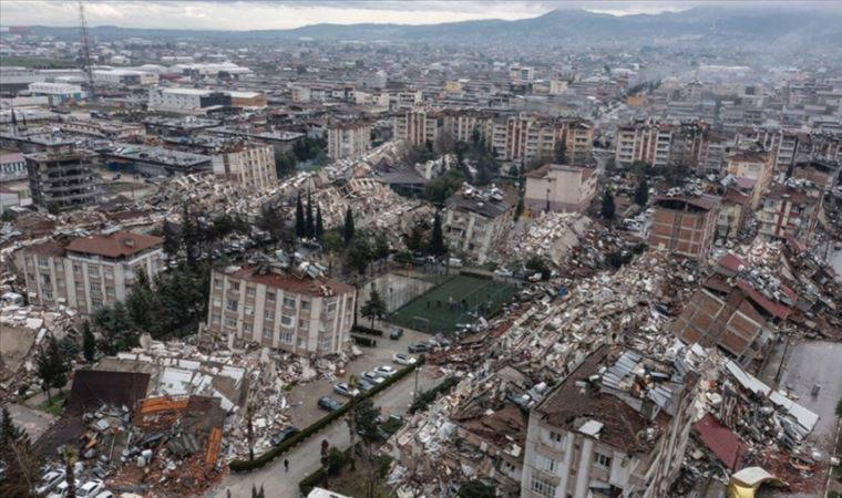 Eski bakanın akrabası