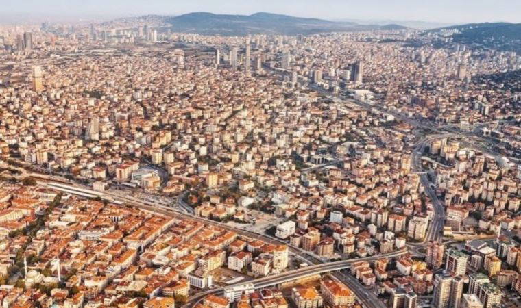 Yurttaşlar depremden kaçıyor