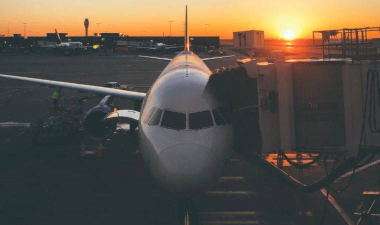 İstanbul Havalimanı'nda hareketli dakikalar! Uçak flap arızası yaptı, kalkış ertelendi