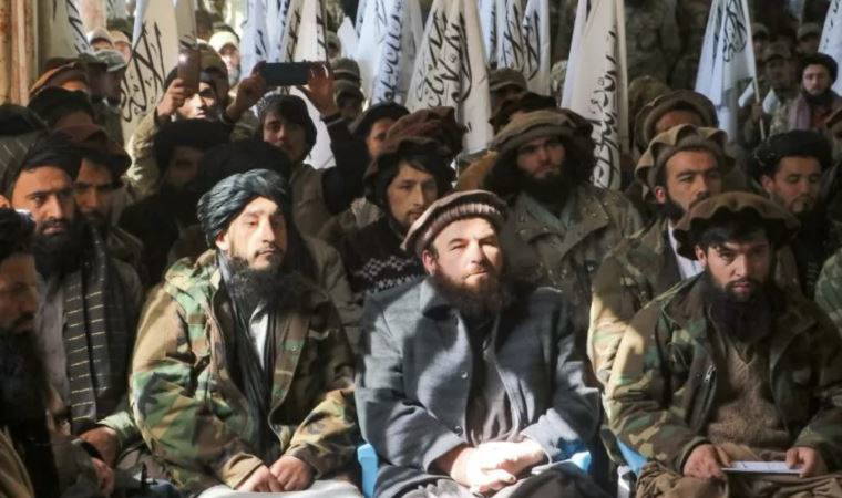Taliban lideri, yetkililerin oğullarını hükümet kurumlarına atamasını yasakladı