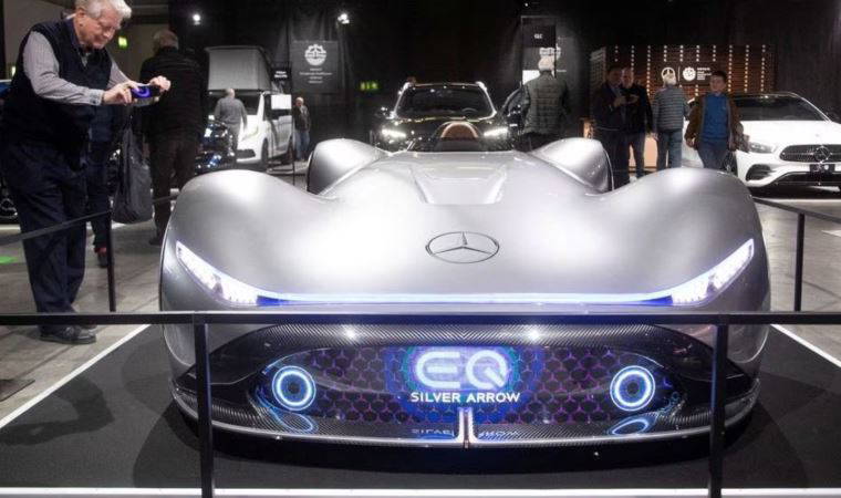 Mercedes'ten elektrikli araçlara milyarlarca yatırım