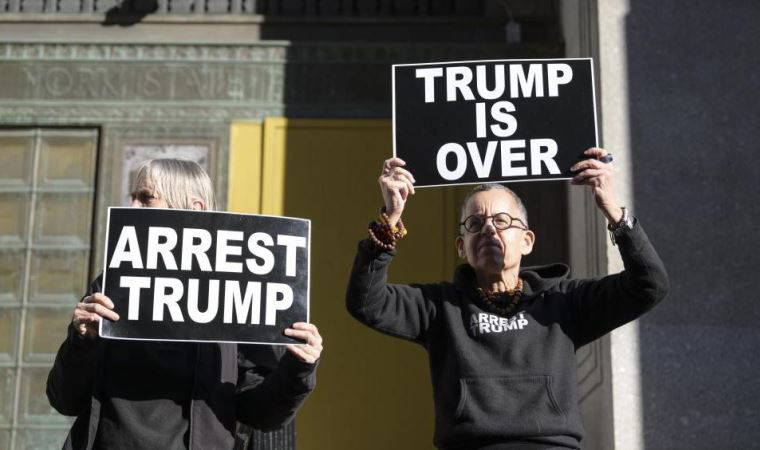 Trump'ın tutuklanması olasılığı ile ABD'de polis teşkilatları alarmda