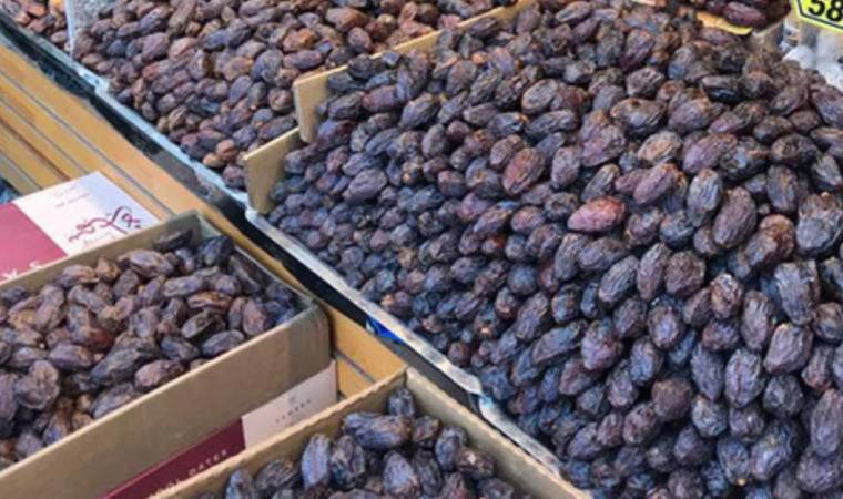 Ramazan alışverişi de lüks oldu: Hurmanın fiyatı 250 TL’yi bulunca esnaf taneyle satmaya başladı