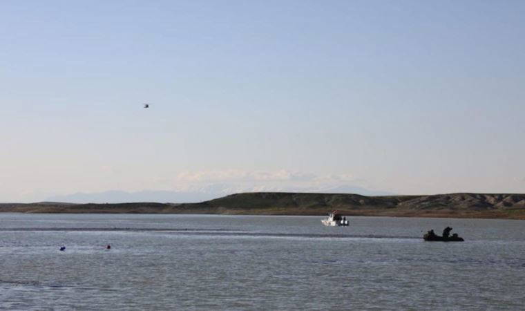 Şanlıurfa’da selde kaybolan TIR sürücüsü 8 gündür aranıyor