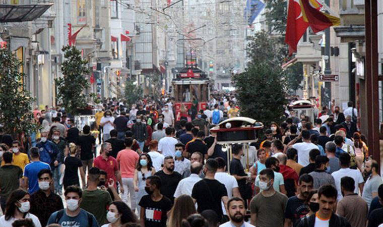 İstanbulluların son 2 yılda en mutsuz olduğu ay açıklandı!