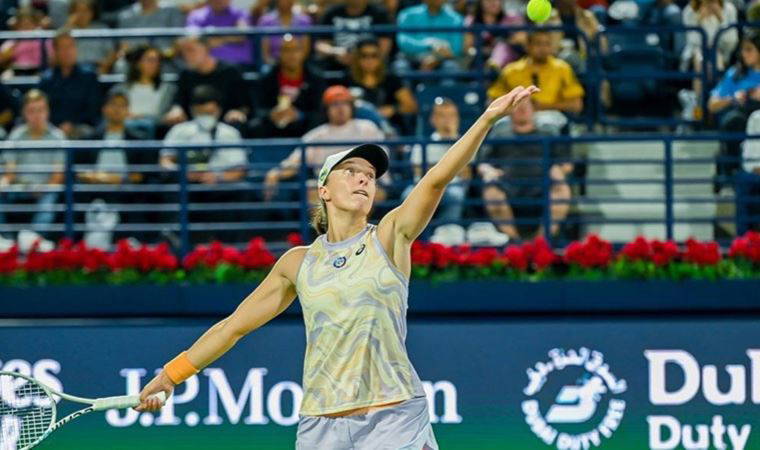 Iga Swiatek sakatlığı nedeniyle Miami Açık'a katılamayacak