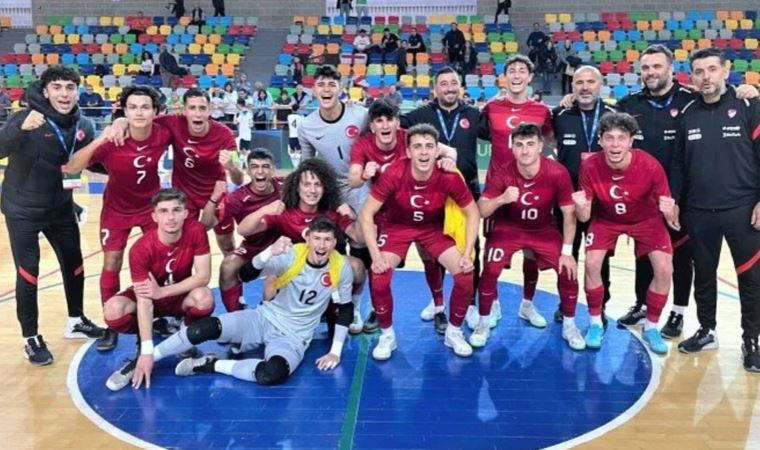 U19 Avrupa Futsal Şampiyonası'na galibiyetle başladık