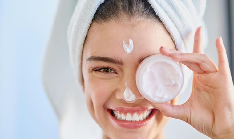 Uzmanlar kimyasal içerikli cilt bakım ürünlerine karşı uyardı