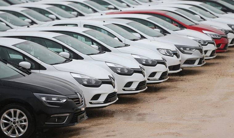 Bayilerde sıfır araç olmaması alıcıları ikinci el otomobil pazarına yöneltti