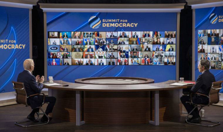 Foreign Policy: Türkiye ve Macaristan, Demokrasi Zirvesi'ne davet edilmedi