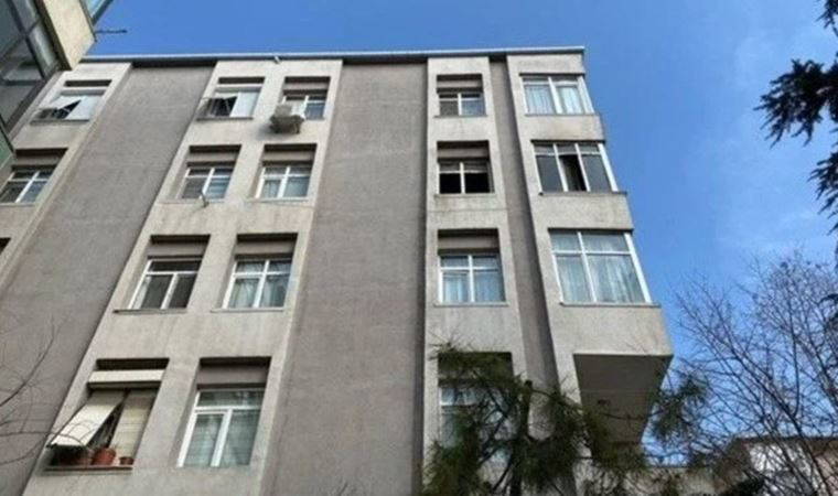 İstanbul'da 5 katlı binada yangın: 1 ölü