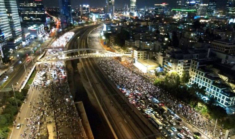 Netanyahu, Savunma Bakanı Gallant'ı görevden aldı! İsrail sokakları karıştı